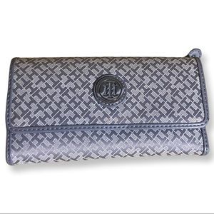 **3 for $15** Tommy Hilfiger Vintage Wallet Grey